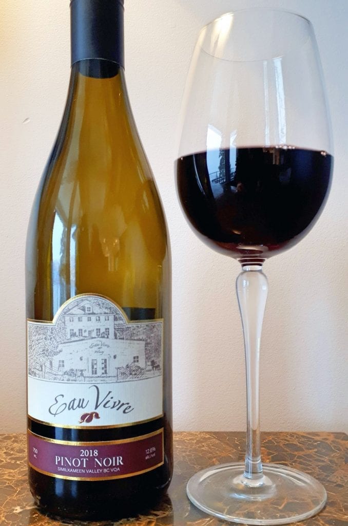 Eau Vivre Pinot Noir