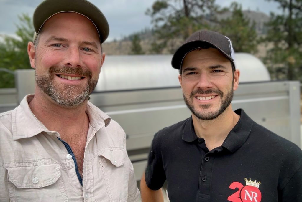 Winemaker/ Blair Gillingham (l) & Director of Winemaking & Viticulture / Benoit Gauthier (r) Noble Ridge 