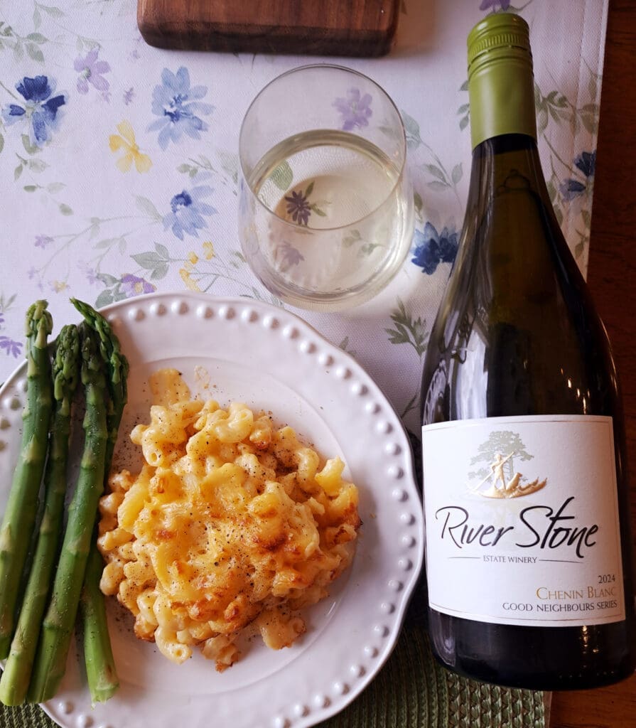 River Stone Chenin Blanc with Mac & Cheese.